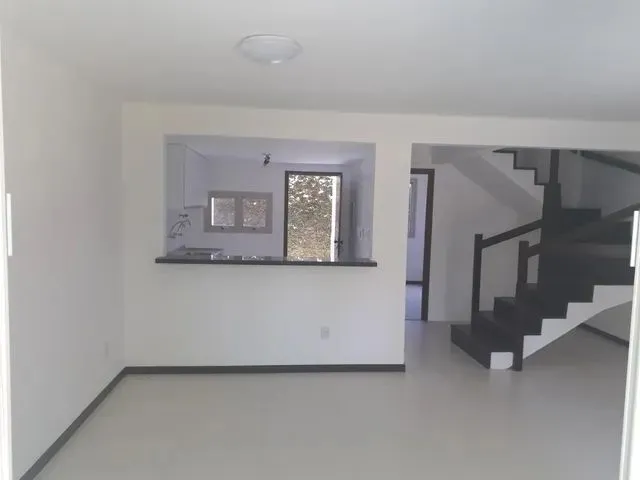 Imagem: Casa Duplex com 4 Quartos Sendo 2 Suíte
