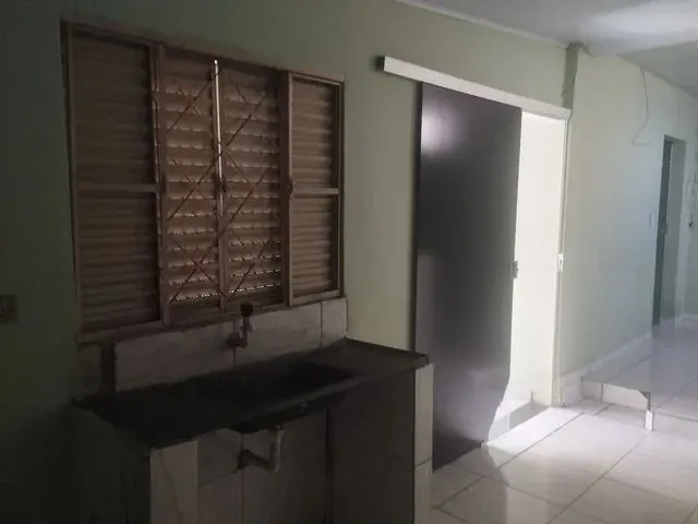 Imagem: Alugo Casa 2/4 no Luizote