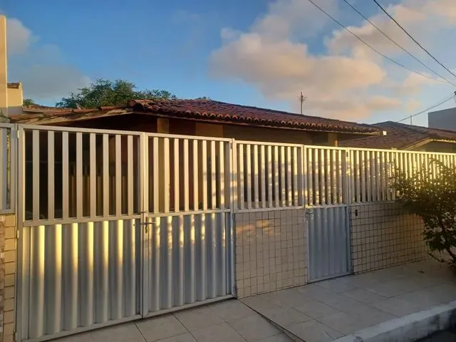 Imagem: Casa de Condomínio para Venda Possui 190