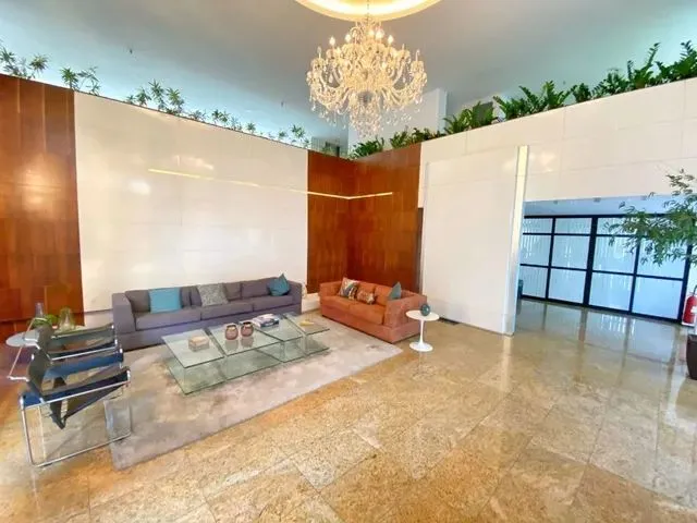 Imagem 4: Apartamento com 4 Dormitórios À Venda, 187 M² por R$ 1.050.000,00 - Meireles