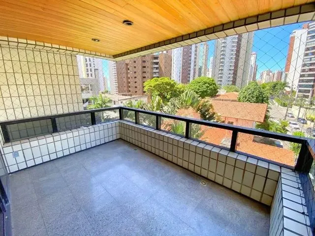 Imagem 11: Apartamento com 4 Dormitórios À Venda, 187 M² por R$ 1.050.000,00 - Meireles