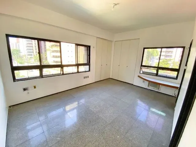 Imagem 13: Apartamento com 4 Dormitórios À Venda, 187 M² por R$ 1.050.000,00 - Meireles