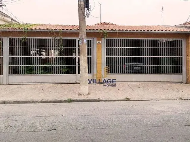 Imagem: Casa com 7 Dormitórios À Venda, 235 M²