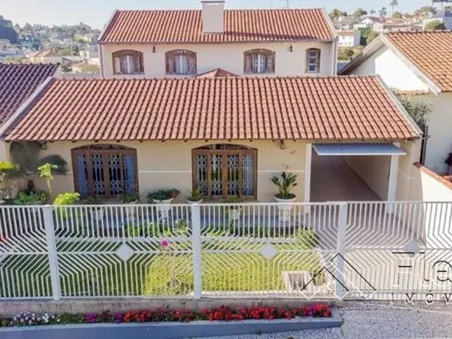 Imagem: Casa com 4 Dormitórios À Venda, 268 M²