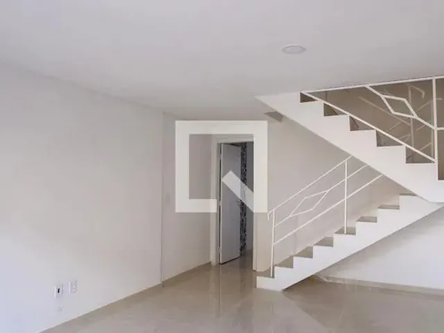 Imagem: Apartamento À Venda - Cascadura, 2 Quartos