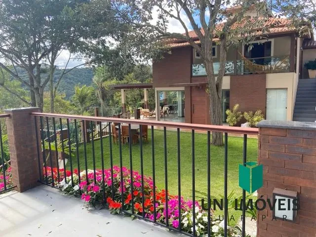 Imagem: Linda Casa de 2 Pavimentos com 6 Suítes