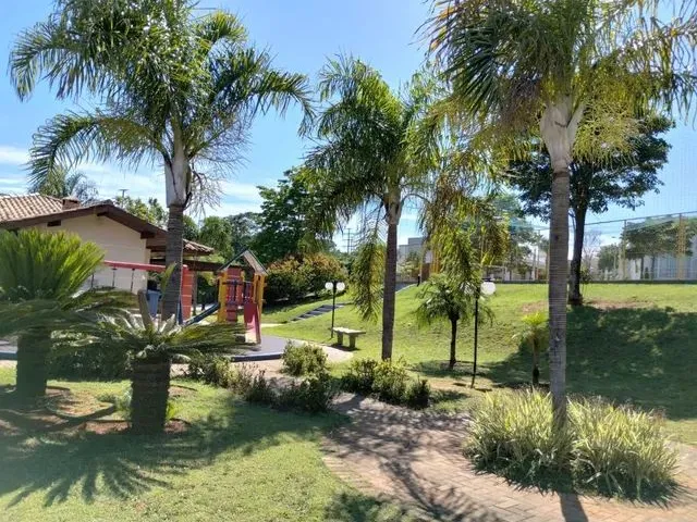 Imagem 2: Casa em Condomínio C/4 Quartos e 1 Escritório