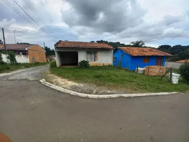 Imagem 4: Casa Localizada no Bugre Pessegueiros
