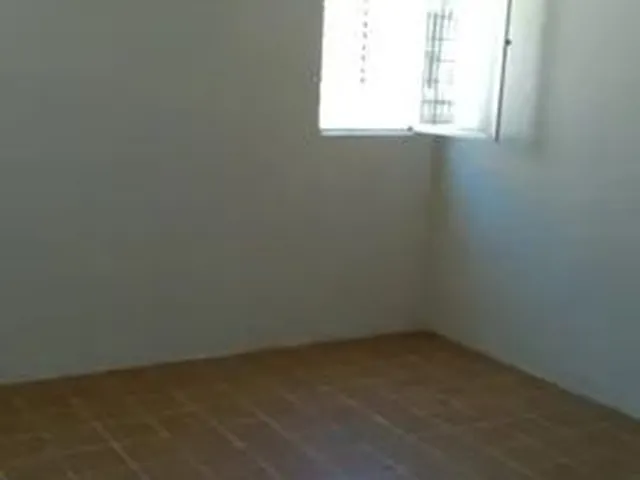 Imagem: O apartamento possui 1 Dormitório, 1 Banheiro, 1 Vaga na