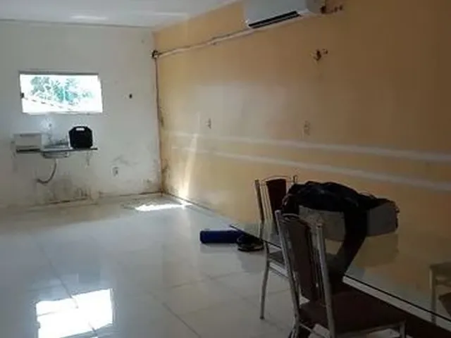 Imagem 8: Alugo Casa Grande de 2 Quartos Mobiliado