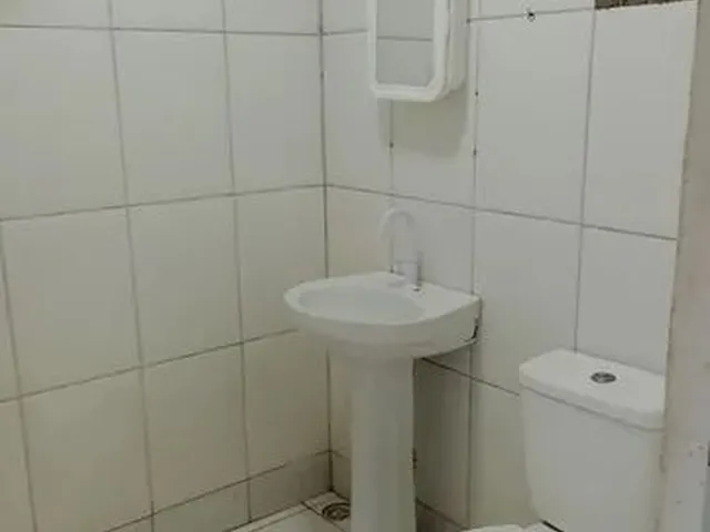 Imagem 7: Alugo Casa Grande de 2 Quartos Mobiliado