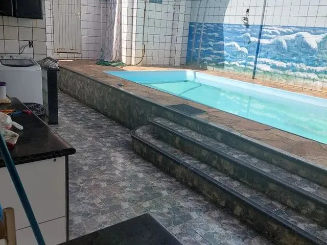 Imagem 3: Aluga-Se Casa Casa com 4 dormitórios