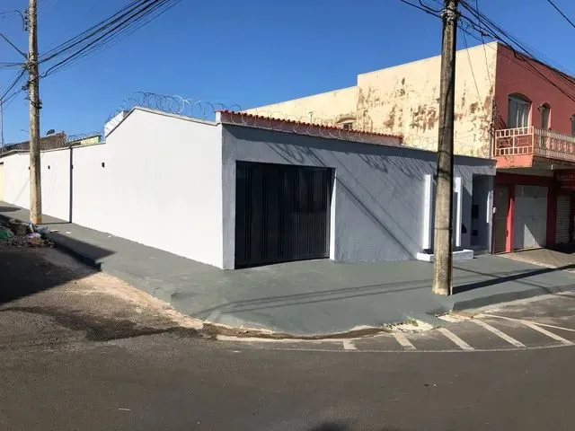 Imagem: Alugo Casa de Esquina Bairro Tibery