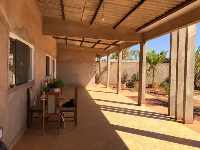 Imagem 7: Casa com 4 Suítes e Armários