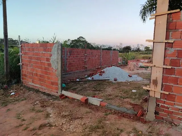 Imagem: Vende Ótimo Lote Vazio na Qsc 19 Chac