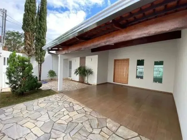 Imagem: Casa para Venda com 234 Metros Quadrados
