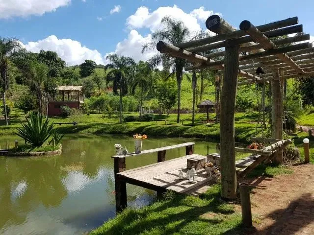 Imagem: Vende-Se Sítio no Condomínio Vivenda dos