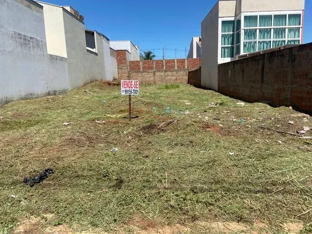 Imagem: O terreno possui 385m² de Área e está localizado em