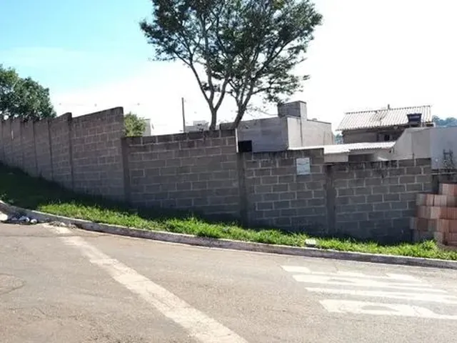 Imagem: Lote de Terreno com 458,02 Metros Quadrados
