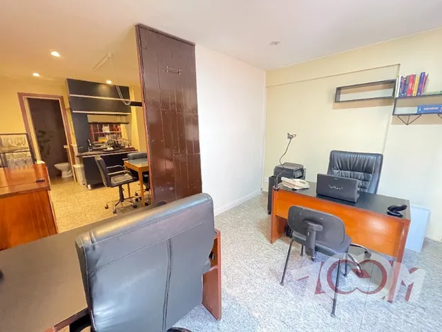 Imagem 11: Srtvs Ed Embassy Tower - Sexto Andar - Reformada - Dividida - Pronta para Utilizar - Consu