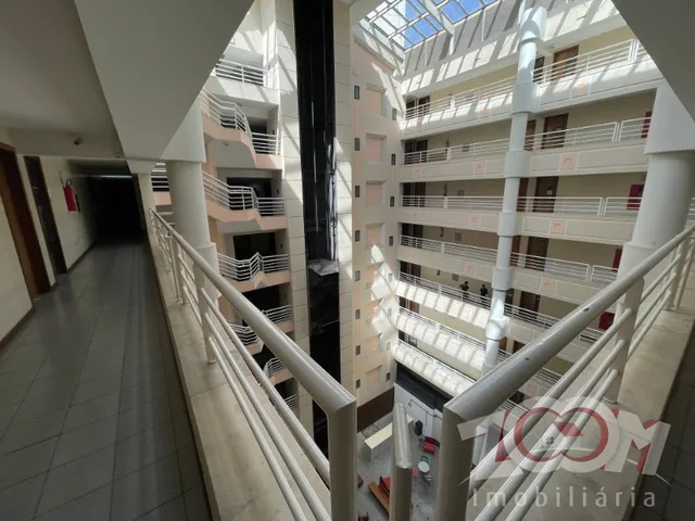 Imagem 9: Srtvs Ed Embassy Tower - Sexto Andar - Reformada - Dividida - Pronta para Utilizar - Consu