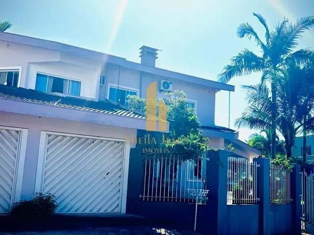 Imagem 12: Grande Casa de 5 Dorms + Suíte Master na Praia dos Amores!