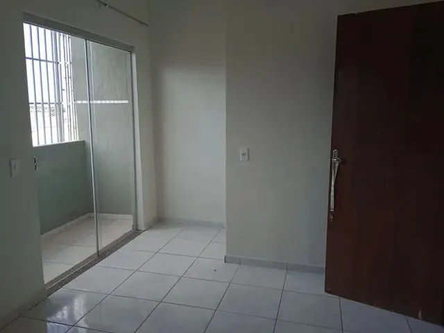 Imagem: Alugo Casa de 2 Quartos Duplex em Valparaiso