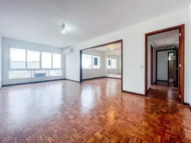 Imagem: O apartamento possui 3 Dormitórios, 3 Banheiros, 2 Vagas