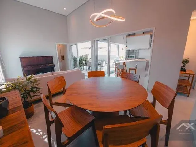Imagem: Casa com 3 Dormitórios À Venda, 175 M²