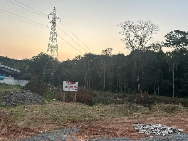 Imagem: Terreno de 690m² no bairro Várzea do Ranchinho
