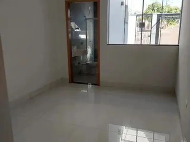 Imagem 3: Casa C/ 3 Quartos (1 Suíte), 87 M² Construção, Sala C/ Pé Direito Alto, Jd Sumaré