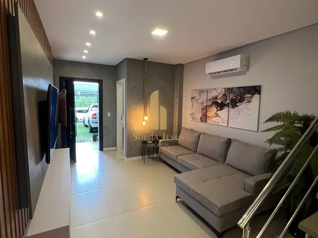 Imagem: Sobrado Triplex de Alto Padrão Praia de