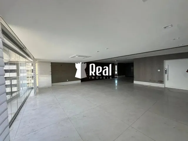 Imagem 4: Philleto Sobrinho: Alto Luxo com Píer Privativo e Vista Eterna no Corredor da Vitória