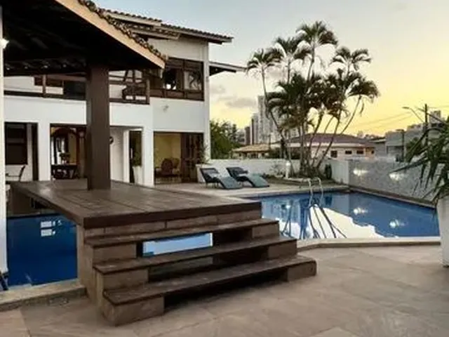 Imagem: A Casa Fica Localizada em Condomínio Fechado