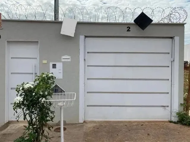 Imagem: Casa Nova com Varanda