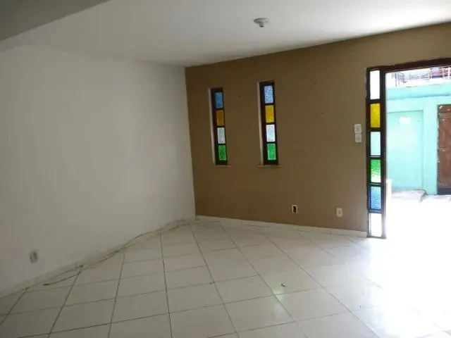 Imagem: Aluga-Se Casa Grande 2 Pav. Itapuã 3/4