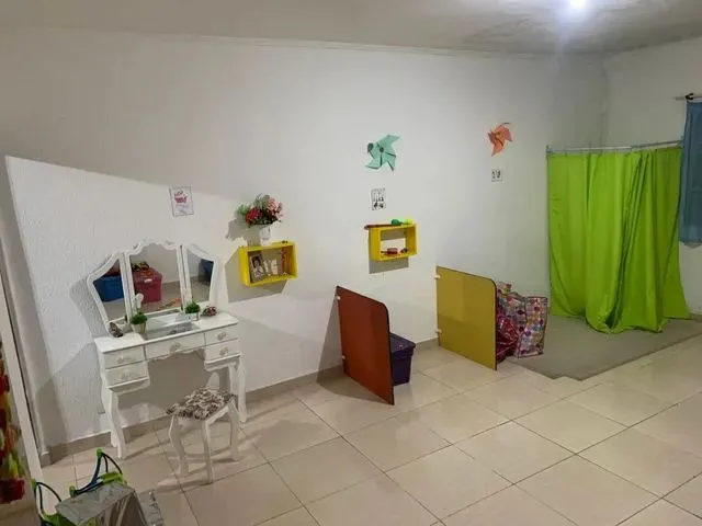Imagem 10: Sobrado para Aluguel com 502 Metros Quadrados com 3 Quartos em Parque Continental I - Guar