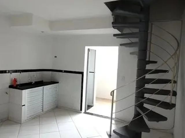 Imagem: Kitnet Duplex no Centro R$950,00/Mês