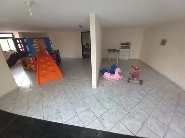 Imagem 8: Apartamento para Aluguel com 3 Quartos em Intermares
