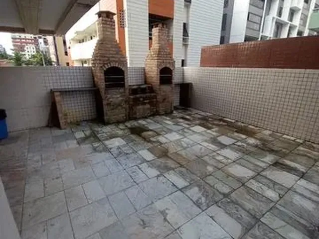 Imagem 9: Apartamento para Aluguel com 3 Quartos em Intermares