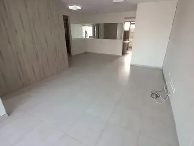 Imagem 4: Apartamento para Aluguel com 3 Quartos em Intermares
