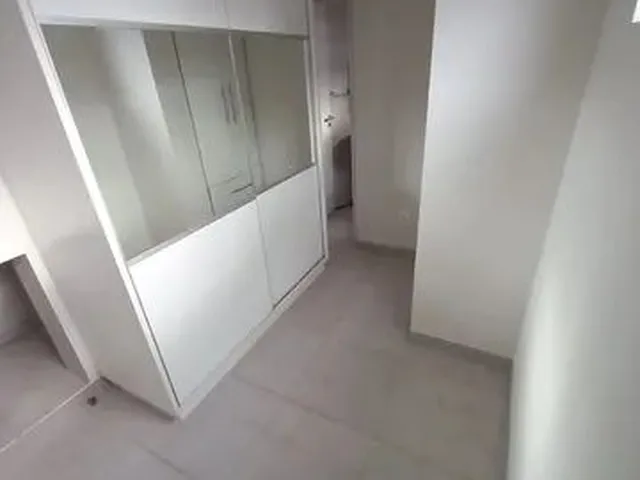 Imagem 13: Apartamento para Aluguel com 3 Quartos em Intermares