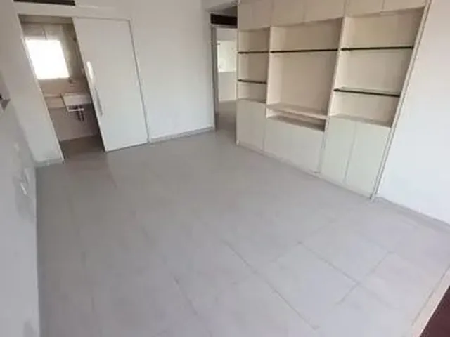 Imagem 5: Apartamento para Aluguel com 3 Quartos em Intermares