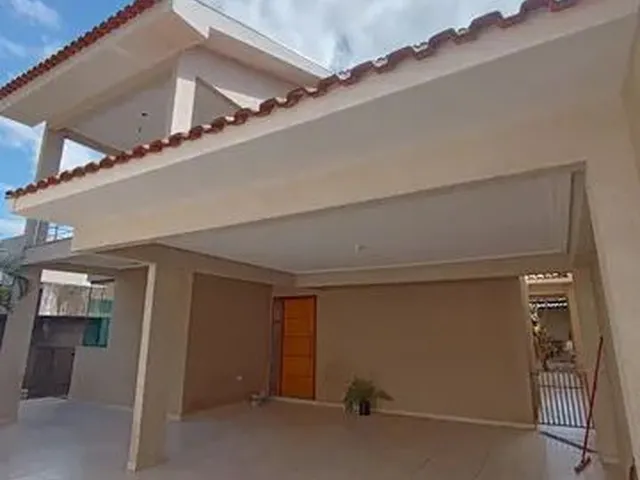 Imagem 1: Alugo Sobrado com Dormitórios Sendo, Suíte com Banheira de Hidromassagem