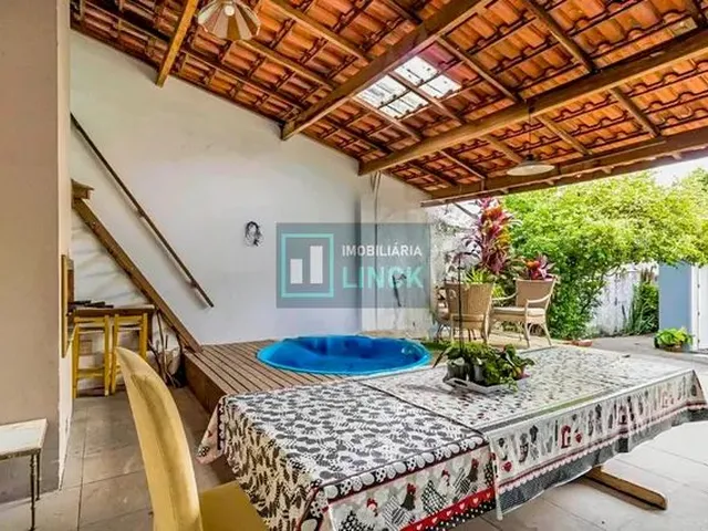 Imagem: Casa Mobiliada com 3 Suíte, 228M², Piscina