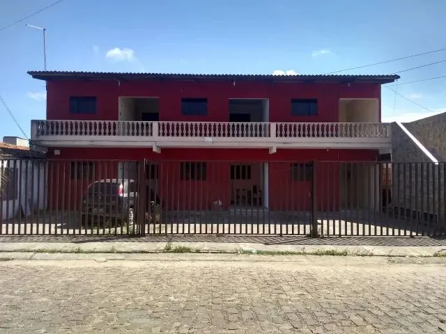 Imagem: O apartamento possui 2 Dormitórios, 1 Banheiro, 1 Vaga na