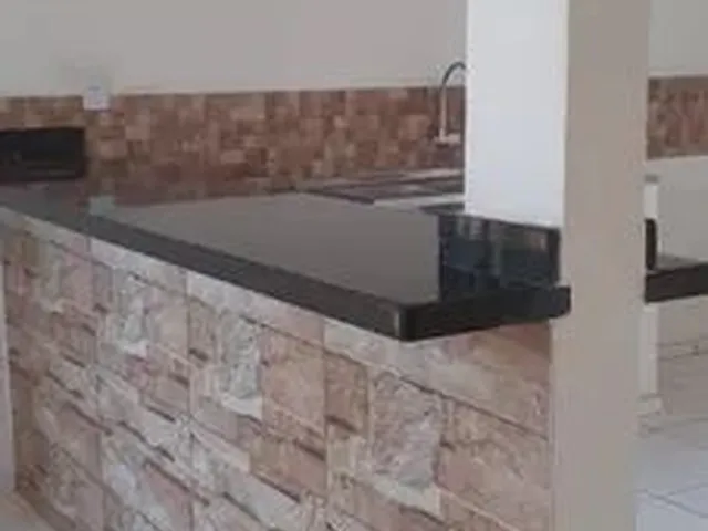 Imagem: Aluga-Se Casa Ampla