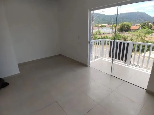 Imagem 3: Vendo Dois Sobrados em Florianópolis