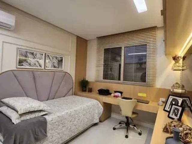 Imagem 1: Vendo Excelente Casa Térrea em Condomínio de Luxo