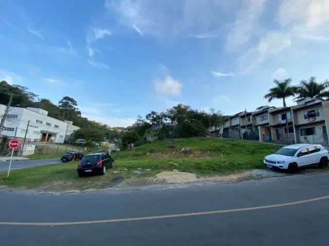Imagem: Terreno com 420M² Bairro das Nações em
